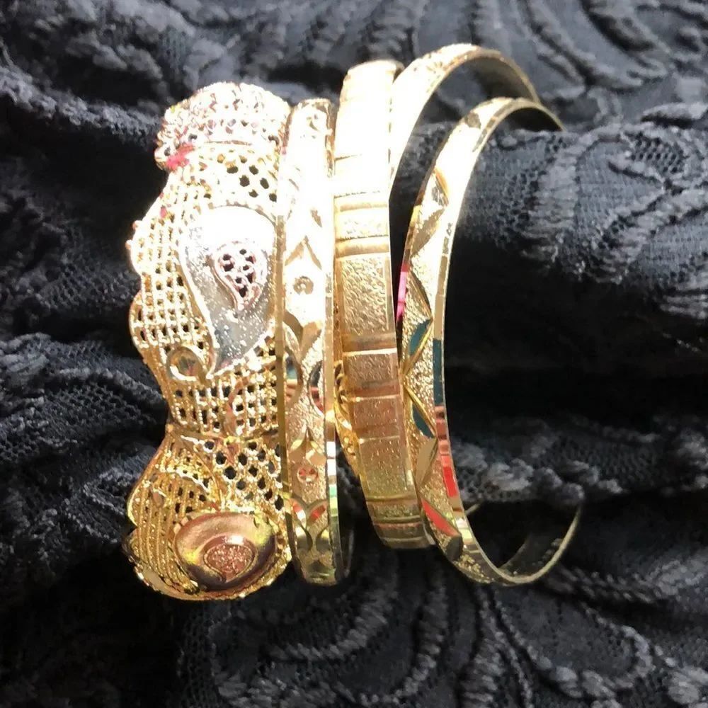 Set of 5 Bracelets